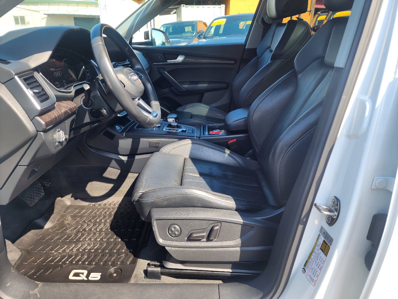 Used 2018 Audi Q5 2.0T Premium Plus w/ Premium Plus Package image 13