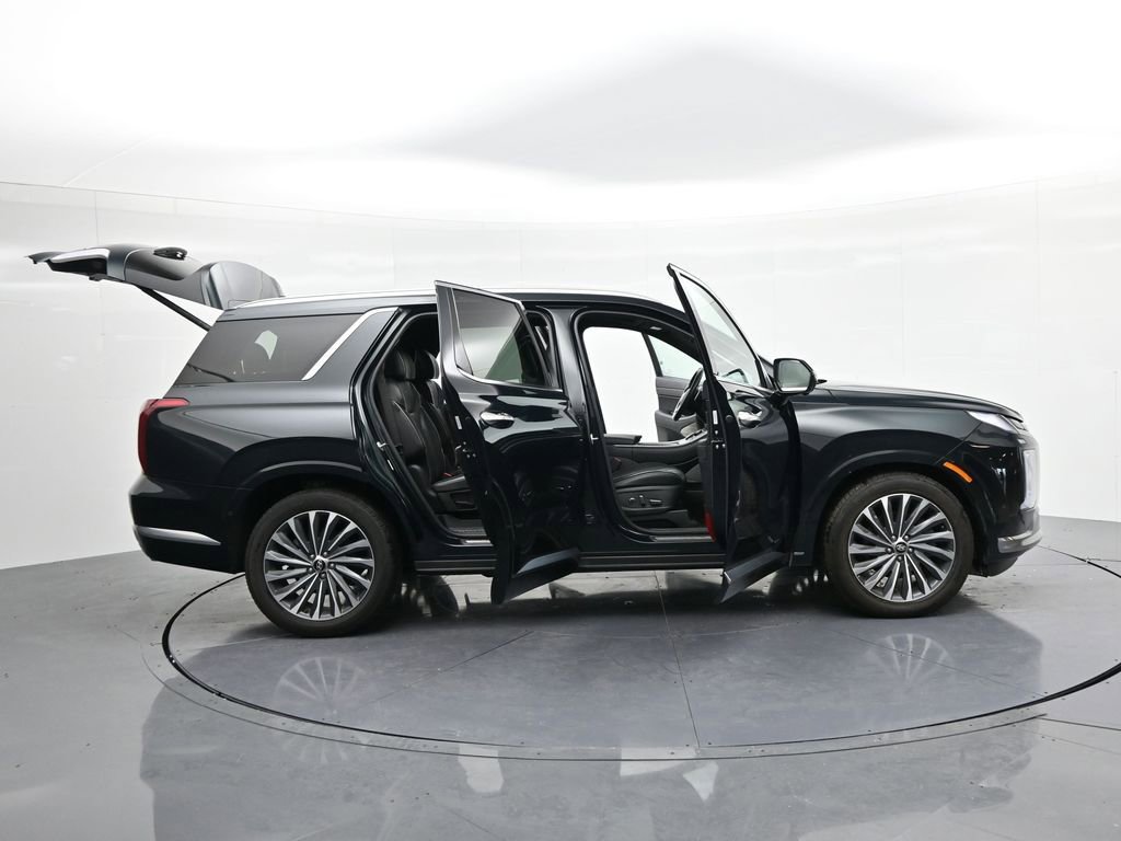 Used 2024 Hyundai Palisade Calligraphy image 26