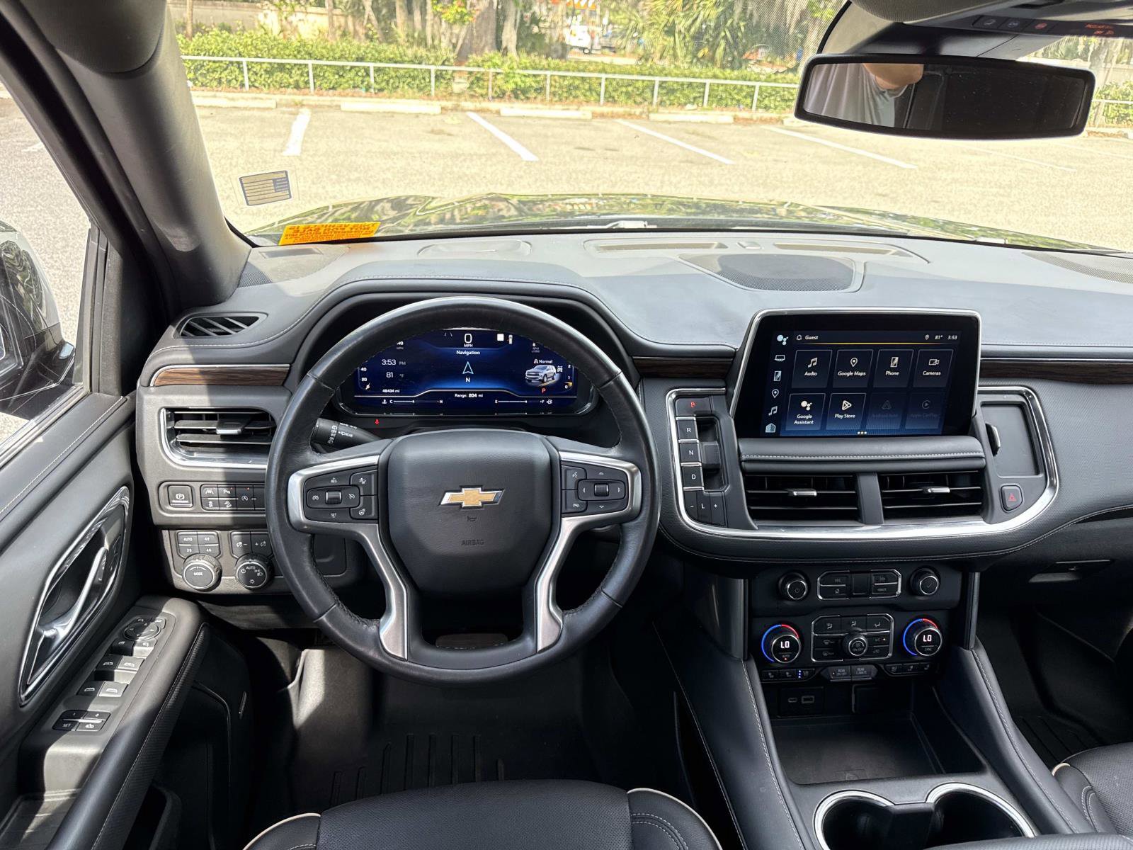 Used 2023 Chevrolet Tahoe Premier AWD/4WD image 14