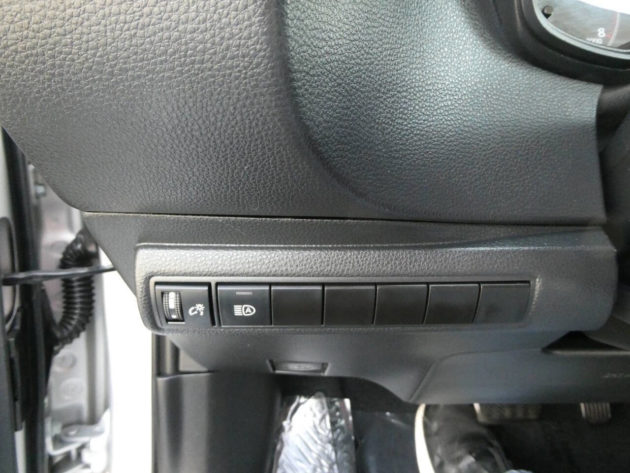 Used 2024 Toyota Corolla LE FWD image 19