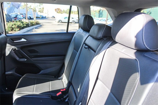 Used 2021 Volkswagen Tiguan SEL image 24