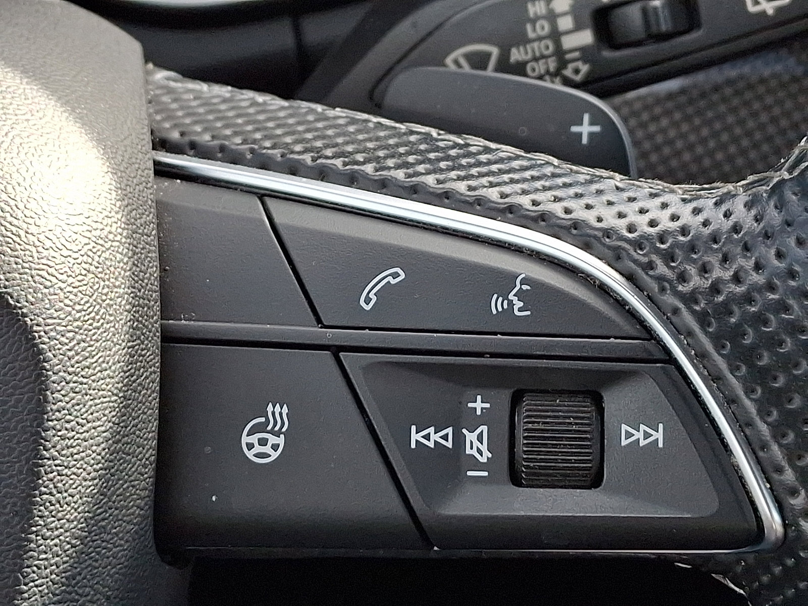 Used 2022 Audi SQ5 Premium Plus w/ Premium Plus Package image 24