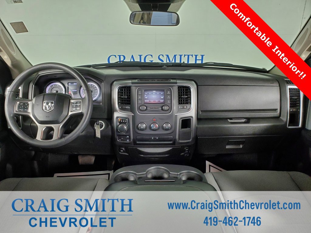 Used 2024 RAM 1500 Classic SLT image 3