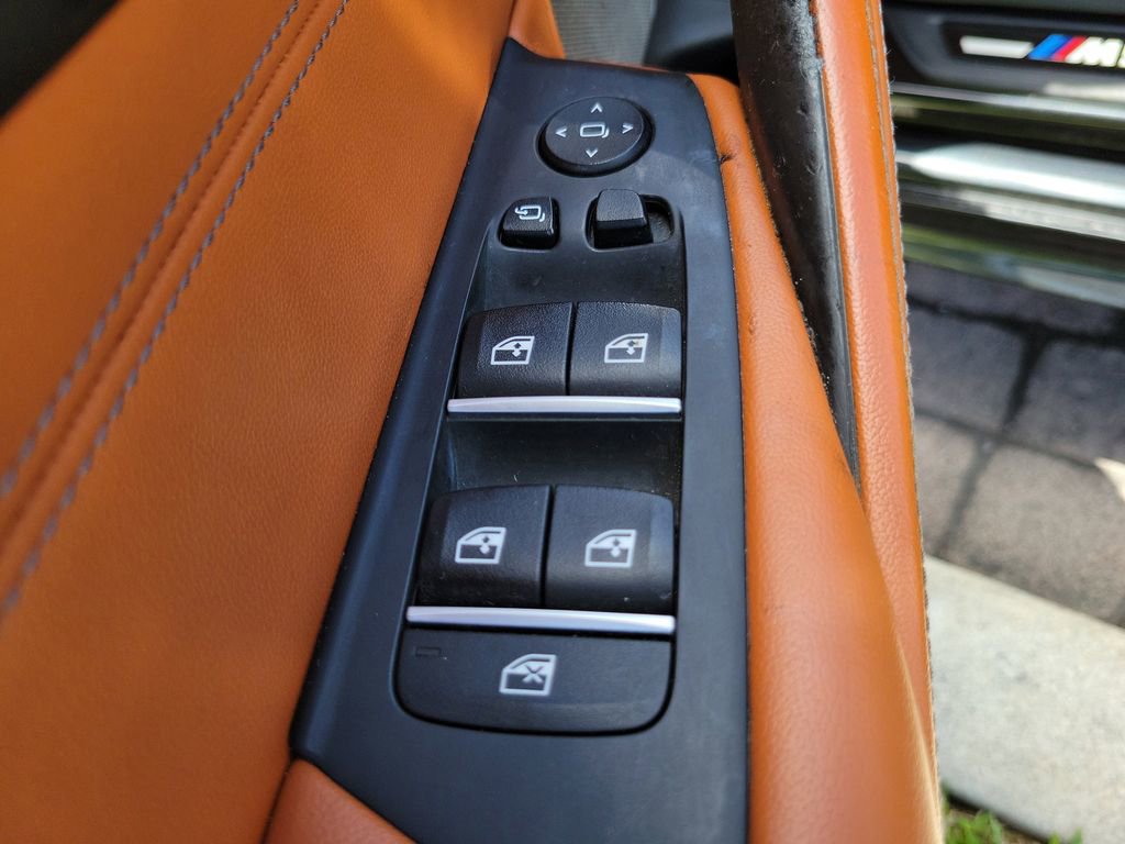 Used 2021 BMW M5 w/ Competition Package image 18