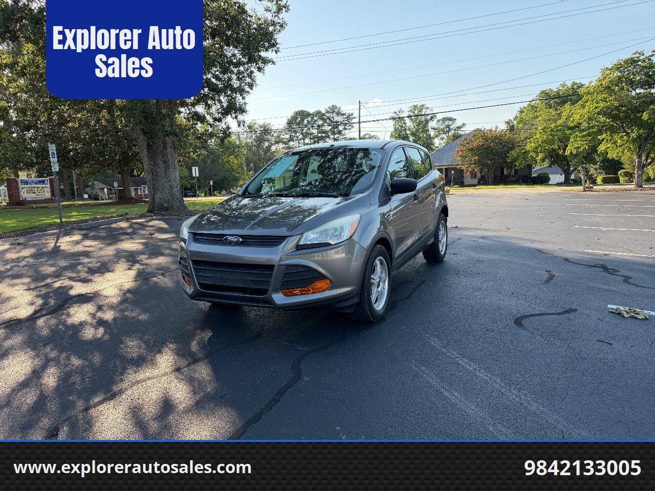 Used 2014 Ford Escape S FWD image 1