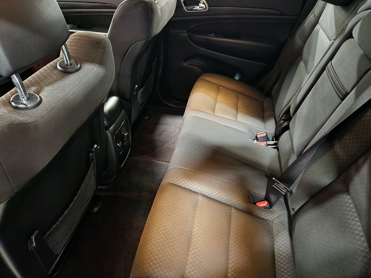 Used 2019 Jeep Grand Cherokee Laredo RWD image 49