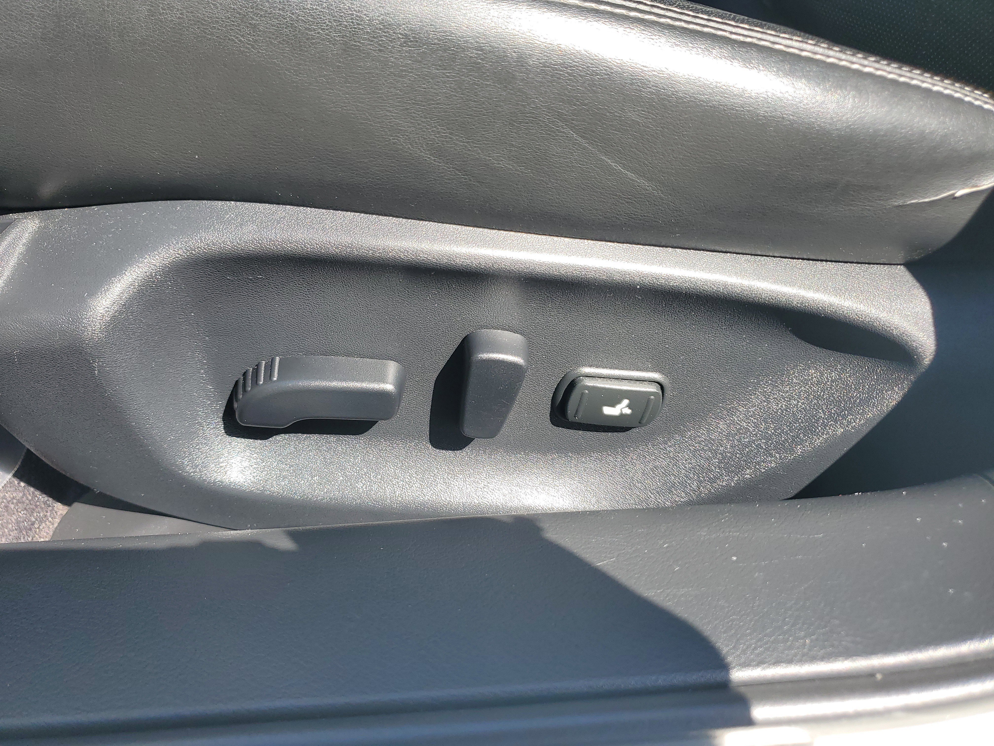 Used 2019 INFINITI Q50 Sport image 23