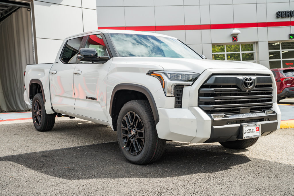 New 2026 Toyota Tundra Limited AWD/4WD image 1