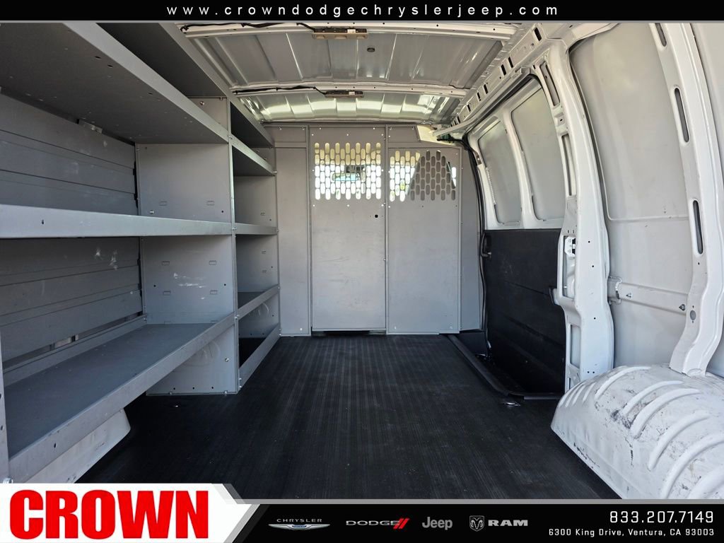 Used 2021 Chevrolet Express 2500 w/ Driver Convenience Package image 17