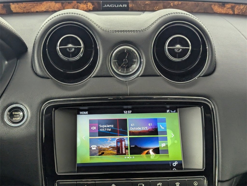 Used 2016 Jaguar XJ R-Sport image 19