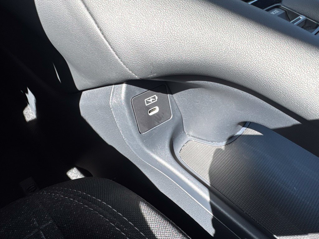 Certified 2024 Honda HR-V LX image 29