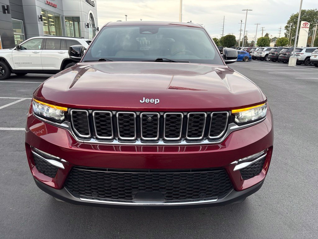 Used 2024 Jeep Grand Cherokee Limited w/ Luxury Tech Group II AWD/4WD image 8