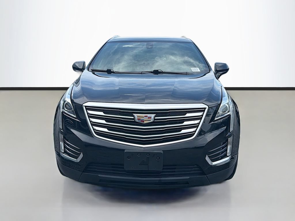 Used 2018 Cadillac XT5 FWD image 2