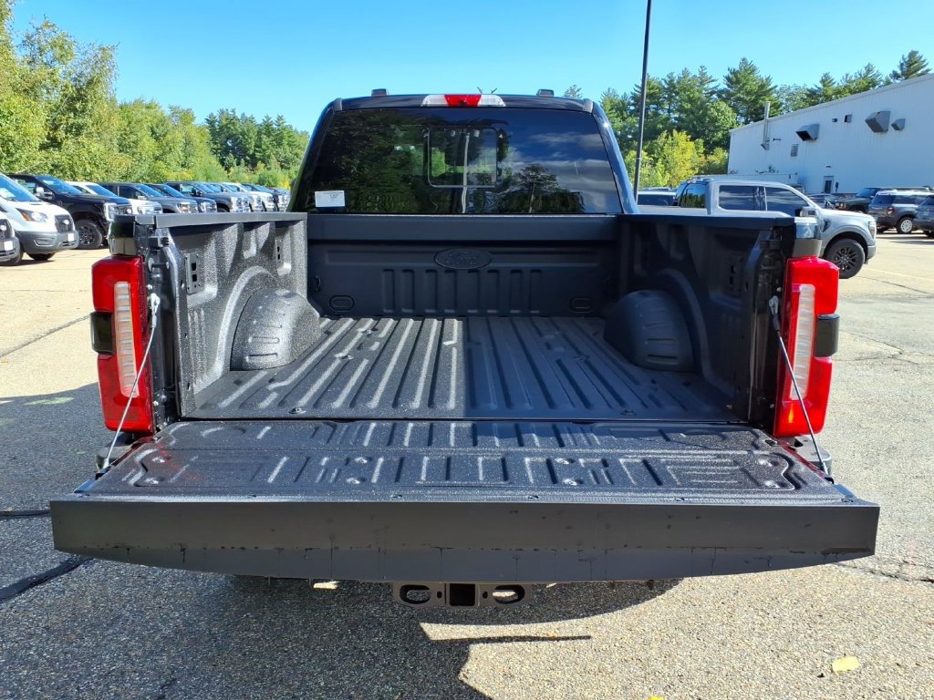 New 2026 Ford F250 XLT w/ XLT Premium Package AWD/4WD image 8