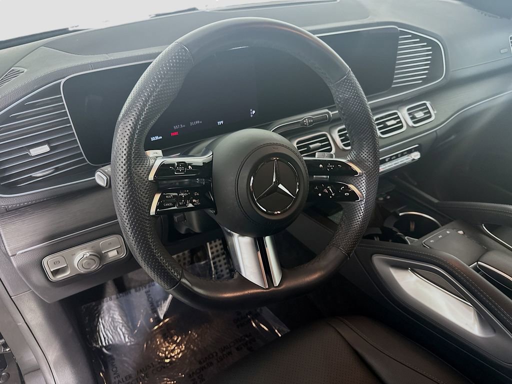 Used 2024 Mercedes-Benz GLS 450 4MATIC image 12