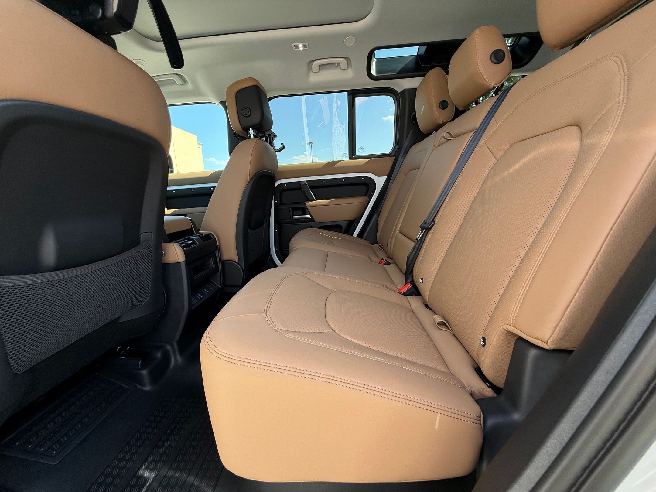 New 2026 Land Rover Defender 110 S AWD/4WD image 29