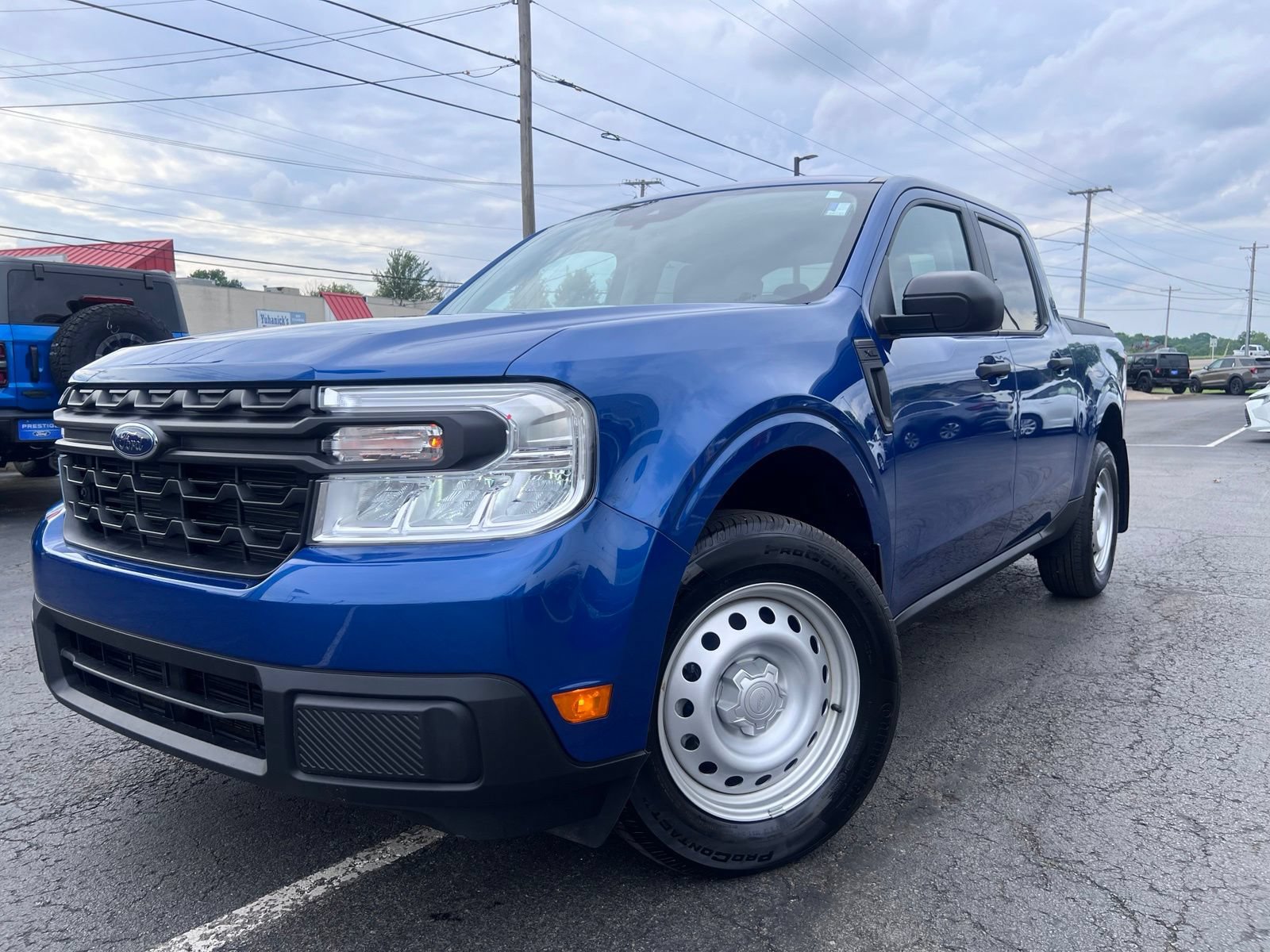 Used 2024 Ford Maverick XL FWD image 17