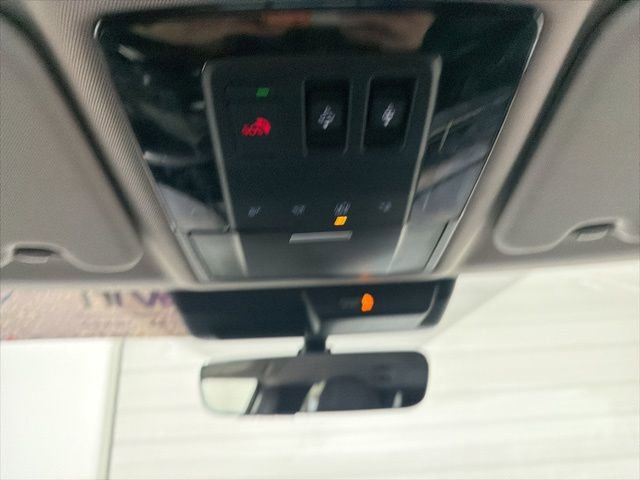 Used 2025 Mitsubishi Outlander SEL image 20