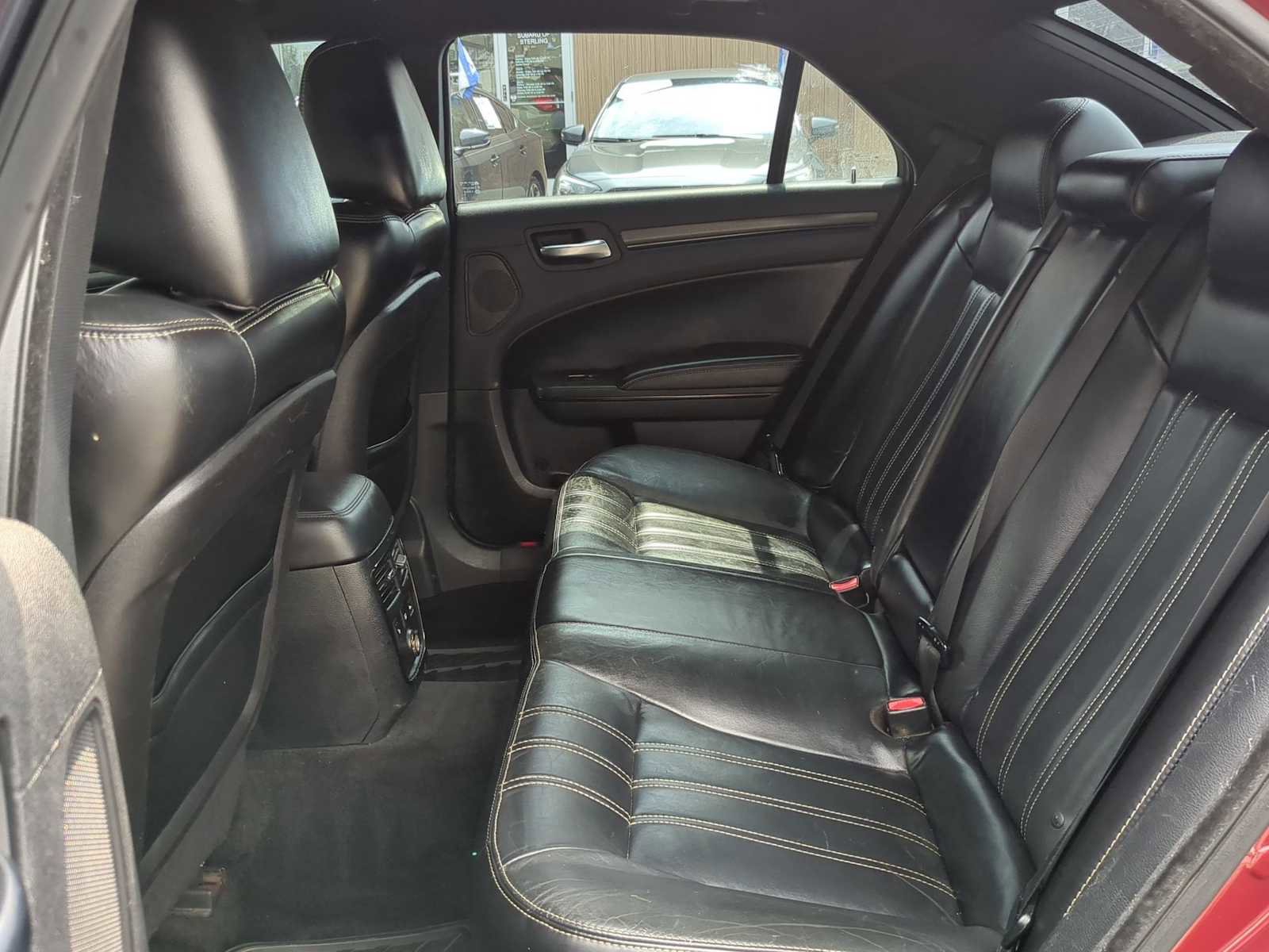 Used 2014 Chrysler 300 S w/ Luxury Group image 21