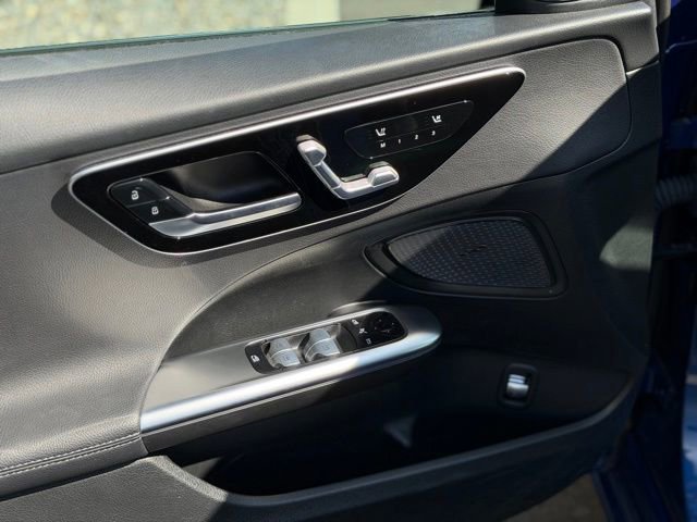 Used 2022 Mercedes-Benz C 300 4MATIC Sedan image 22