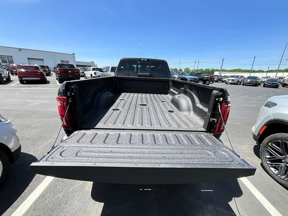 New 2026 RAM 3500 Longhorn AWD/4WD image 7