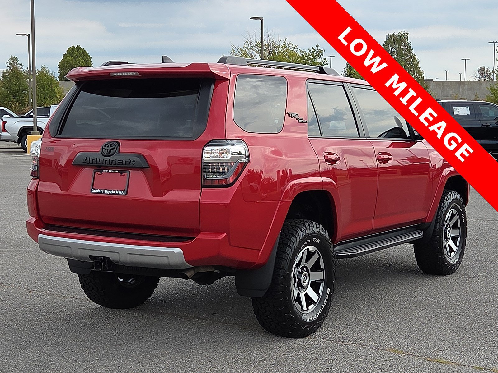 Used 2024 Toyota 4Runner TRD Off-Road AWD/4WD image 5