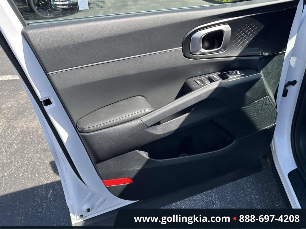 Certified 2026 Kia Sorento S AWD/4WD image 15
