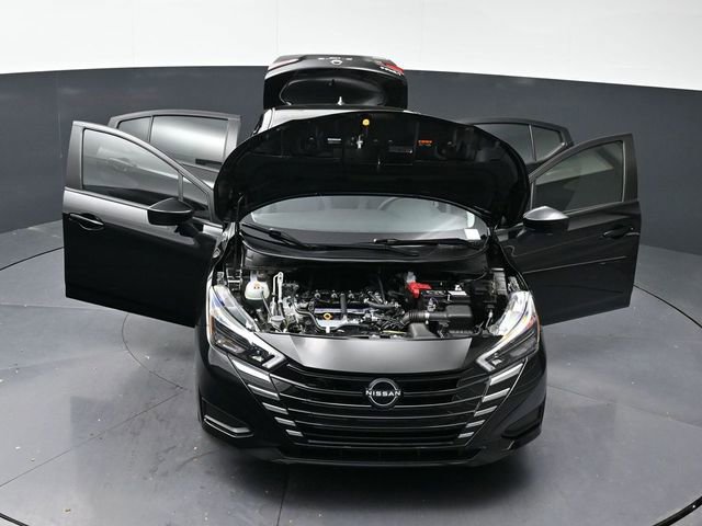 Used 2025 Nissan Versa SV w/ Trunk Package image 40