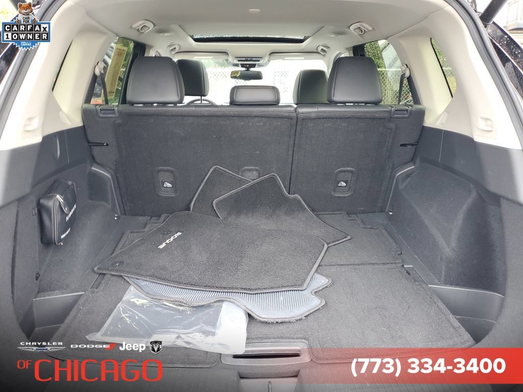 Used 2025 Nissan Rogue SL w/ Tech Package AWD/4WD image 8