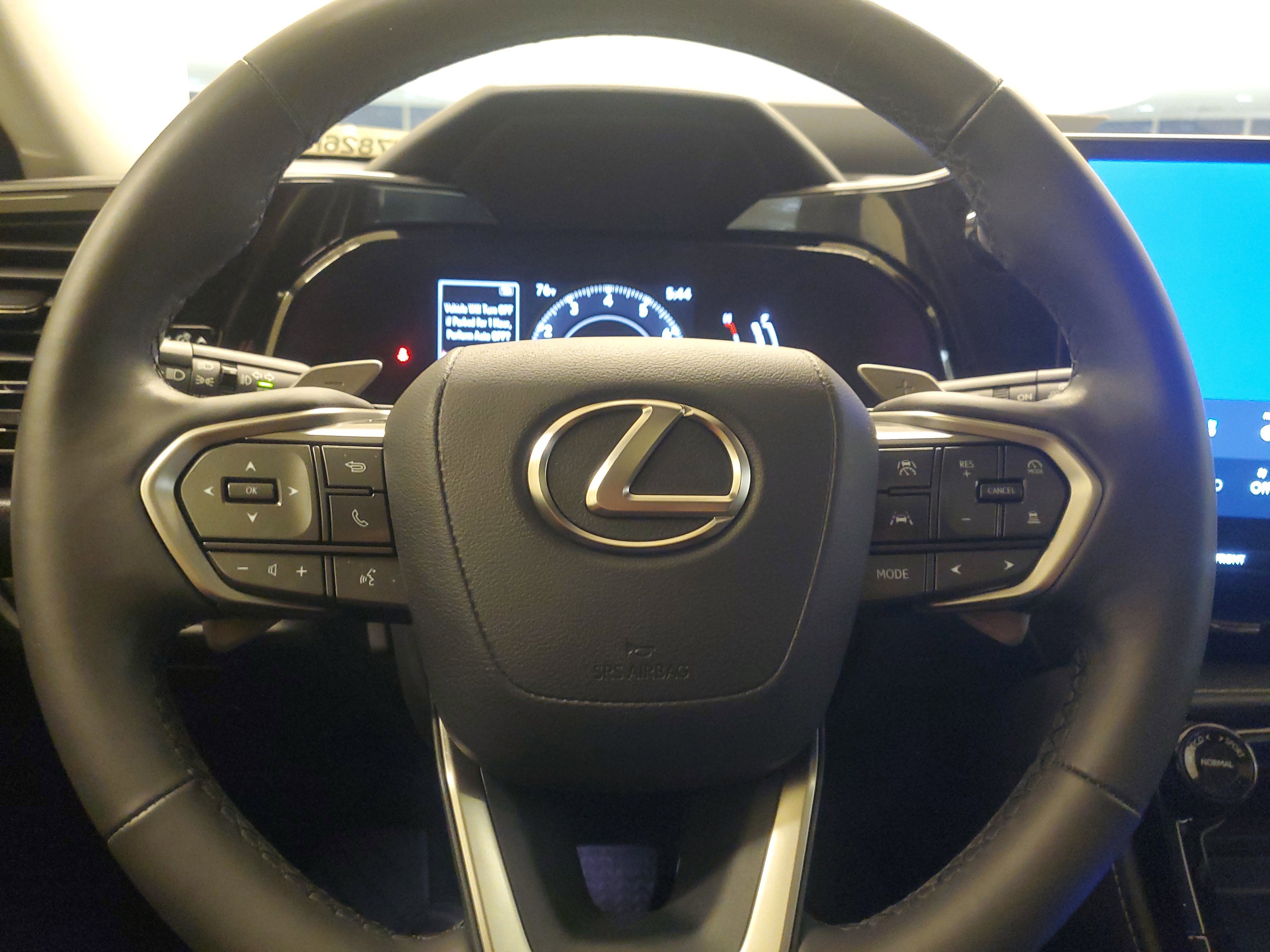 Certified 2025 Lexus NX 250 FWD w/ Premium Package image 25