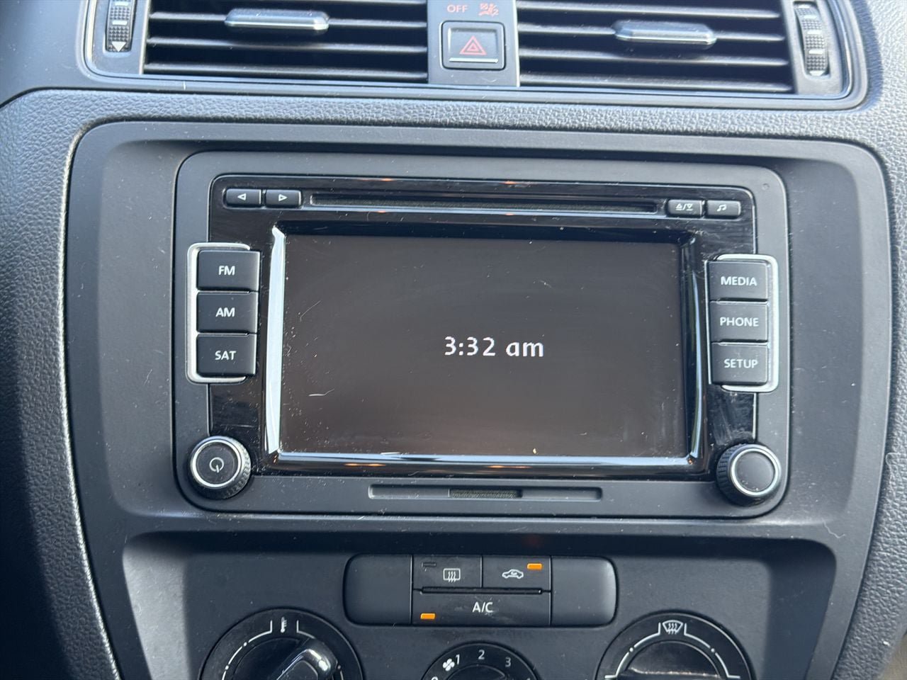 Used 2015 Volkswagen Jetta Sedan FWD image 16