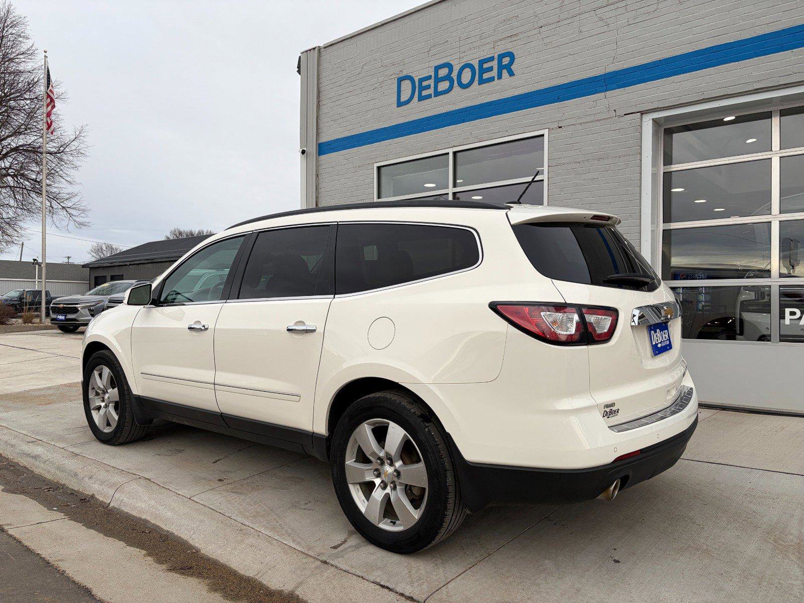 Used 2015 Chevrolet Traverse LTZ image 3