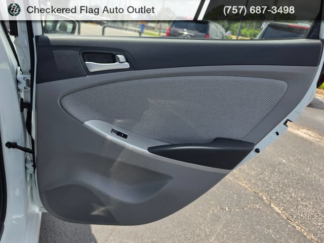 Used 2014 Hyundai Accent GS FWD image 40