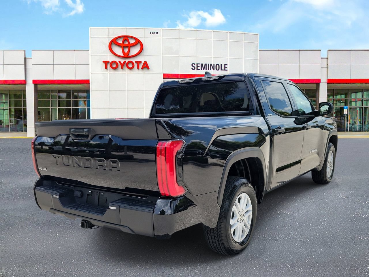 Used 2024 Toyota Tundra SR5 AWD/4WD 360° Tour