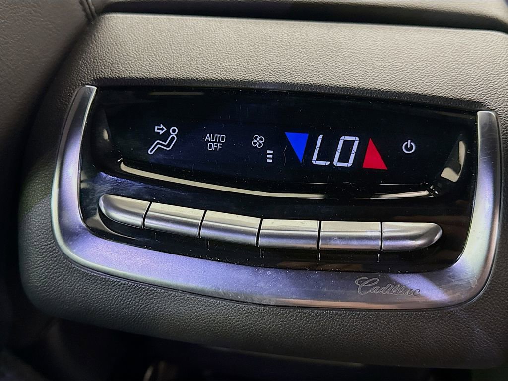 Used 2024 Cadillac XT6 Luxury AWD/4WD image 26