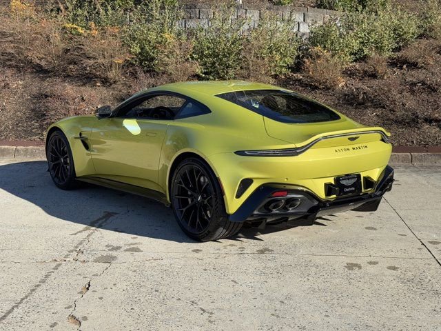 New 2025 Aston Martin V8 Vantage Coupe image 2