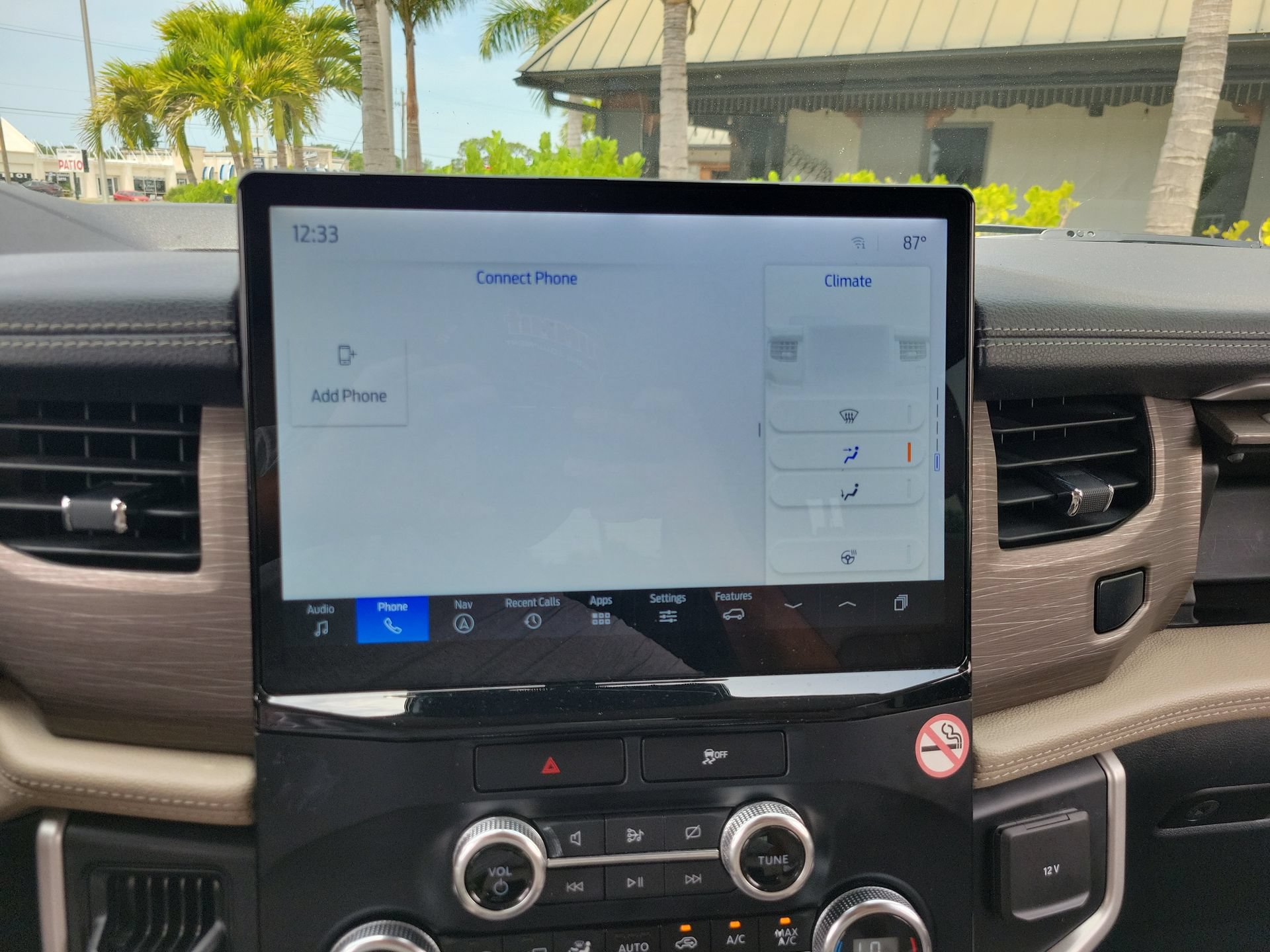 Used 2023 Ford Expedition Limited RWD image 22