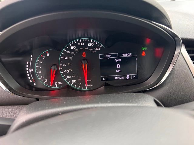 Used 2020 Chevrolet Trax LT w/ Sun & Sound Package image 7