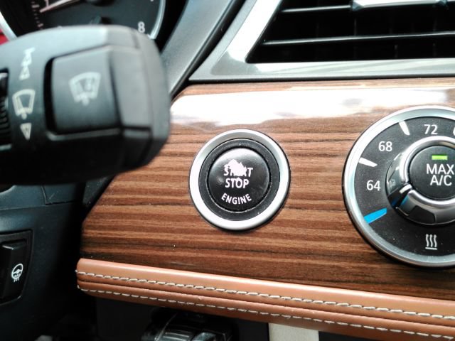 Used 2015 BMW Z4 sDrive28i RWD image 37