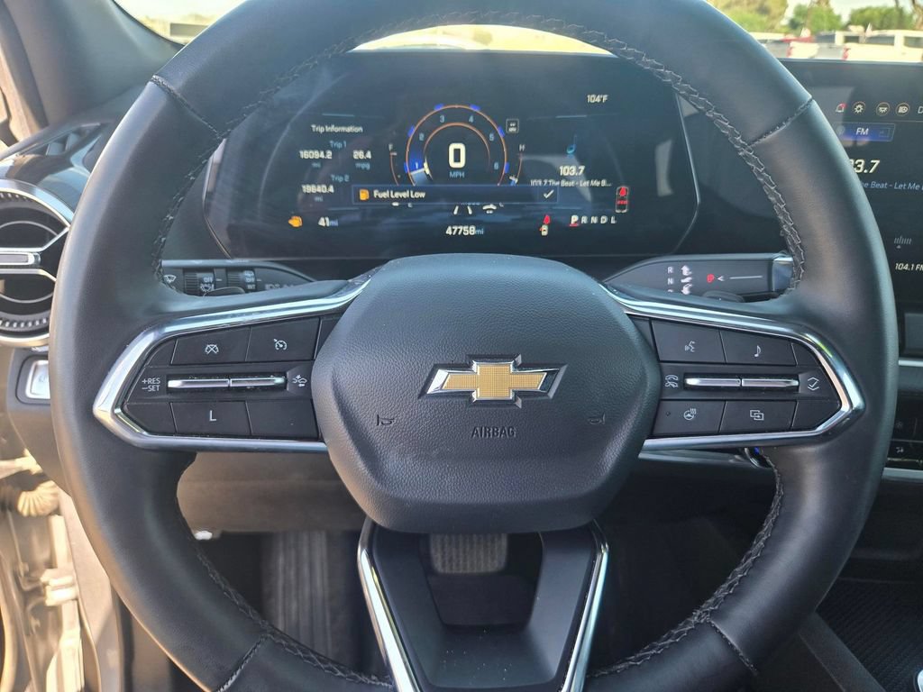 Used 2022 GMC Yukon Denali RWD image 7