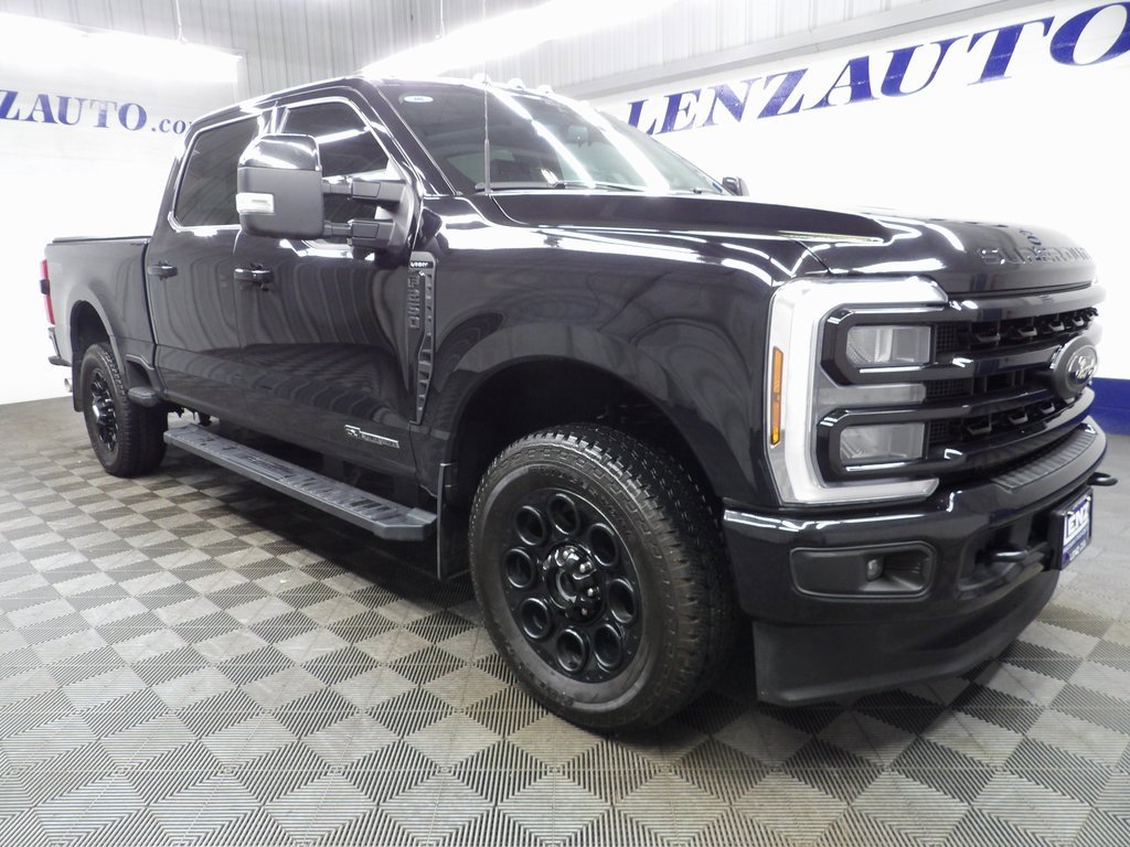 Used 2024 Ford F250 Lariat w/ Black Appearance Package image 3
