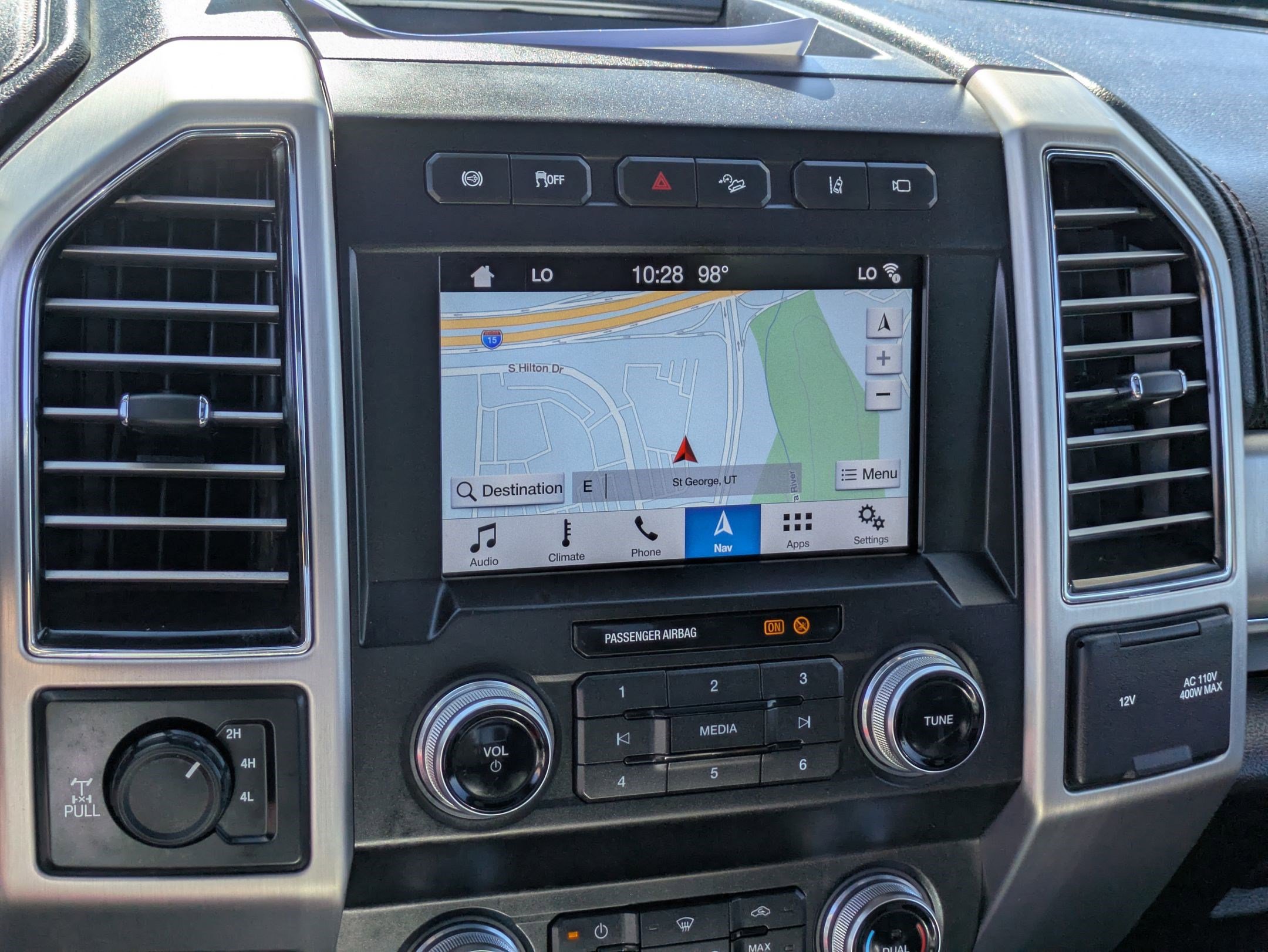 Certified 2019 Ford F350 Platinum w/ Platinum Ultimate Package AWD/4WD image 26