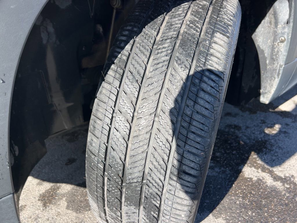 Used 2024 Volkswagen Taos SE image 27