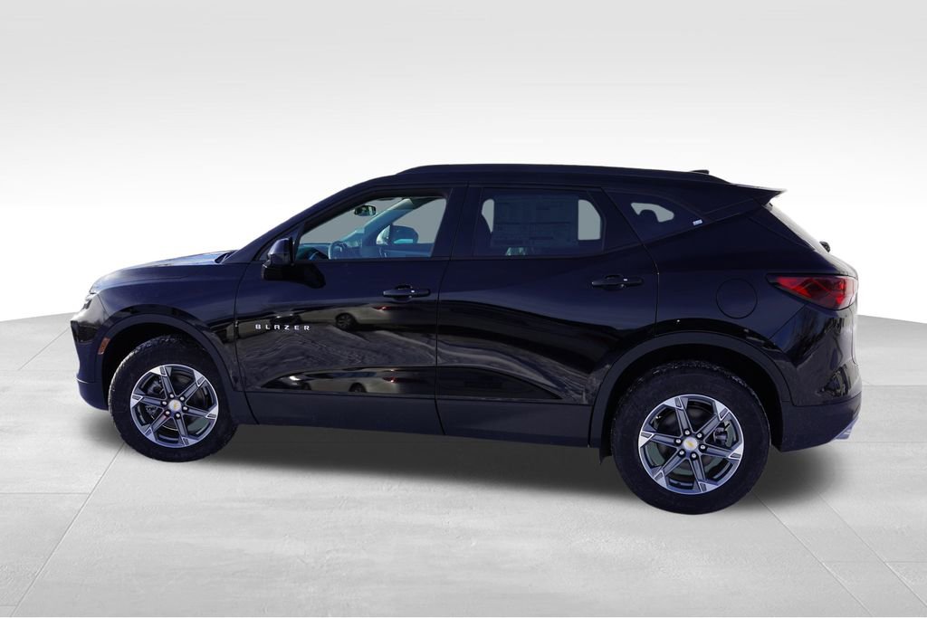 New 2026 Chevrolet Blazer LT w/ Convenience Package image 6