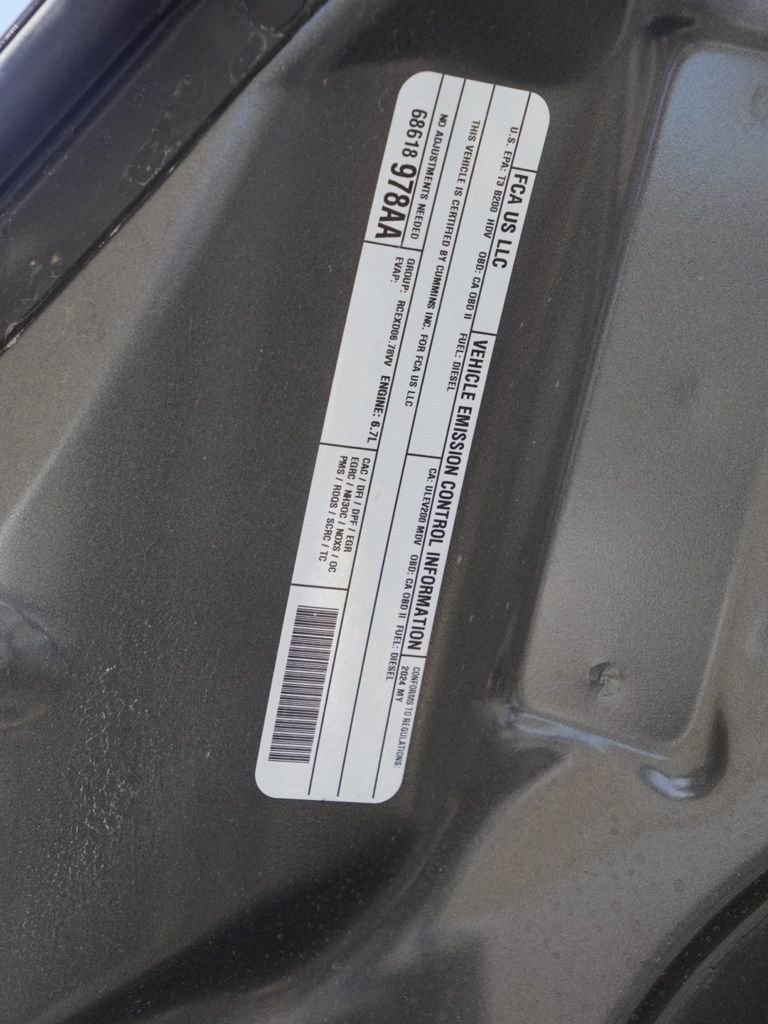 Used 2024 RAM 2500 Laramie w/ Safety Group image 30