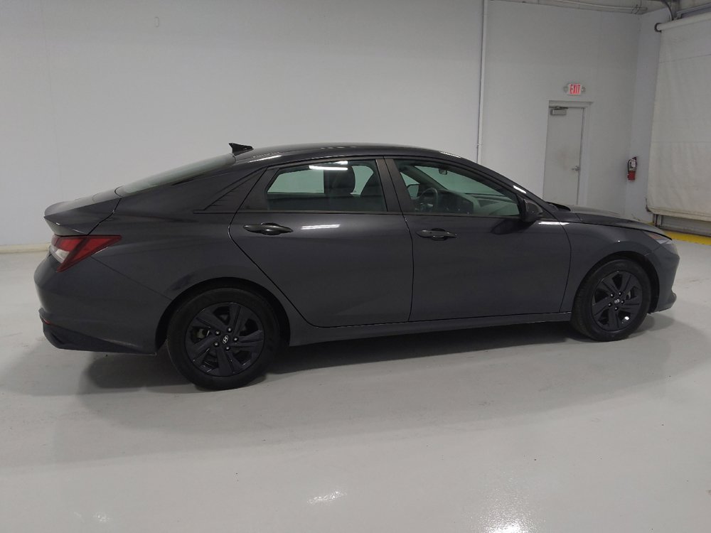 Used 2022 Hyundai Elantra SEL FWD image 10