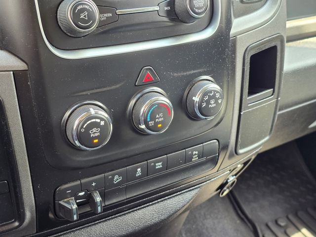 Used 2017 RAM 2500 Tradesman w/ Chrome Appearance Group AWD/4WD image 32