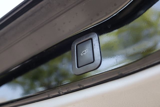 Used 2018 Toyota Highlander Limited Platinum image 56