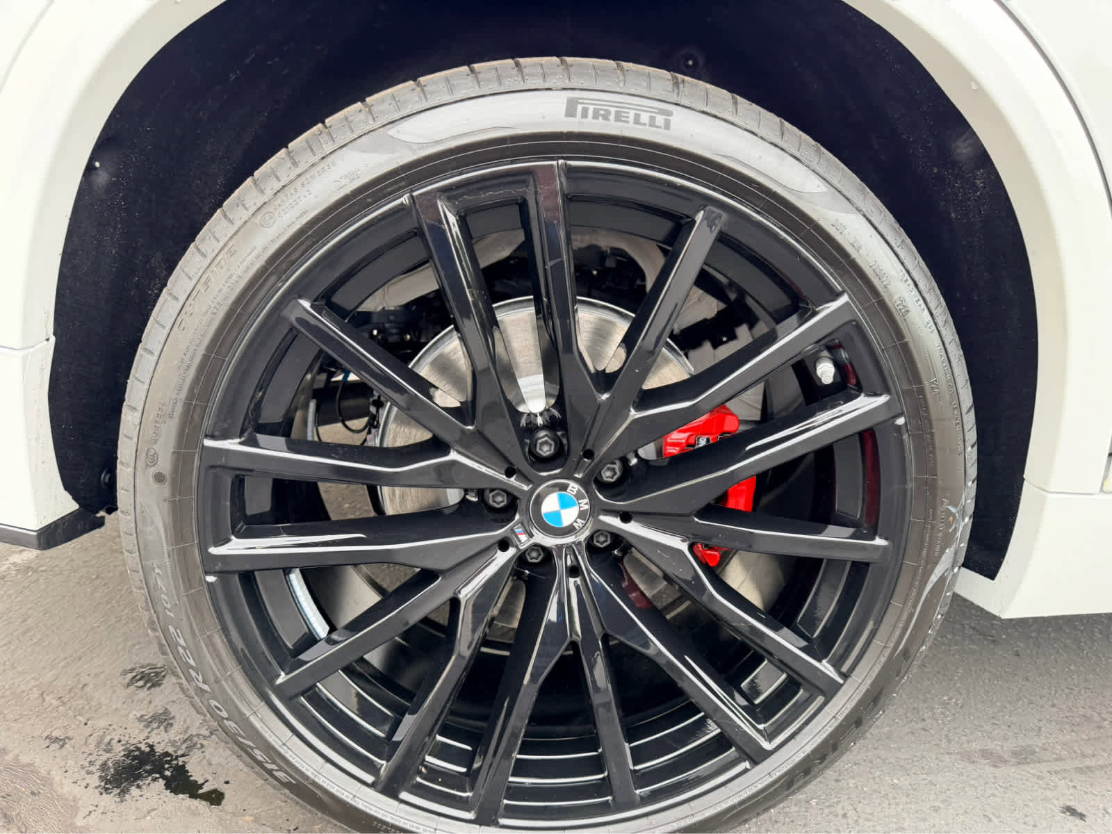 New 2026 BMW X5 xDrive40i w/ Executive Package image 8