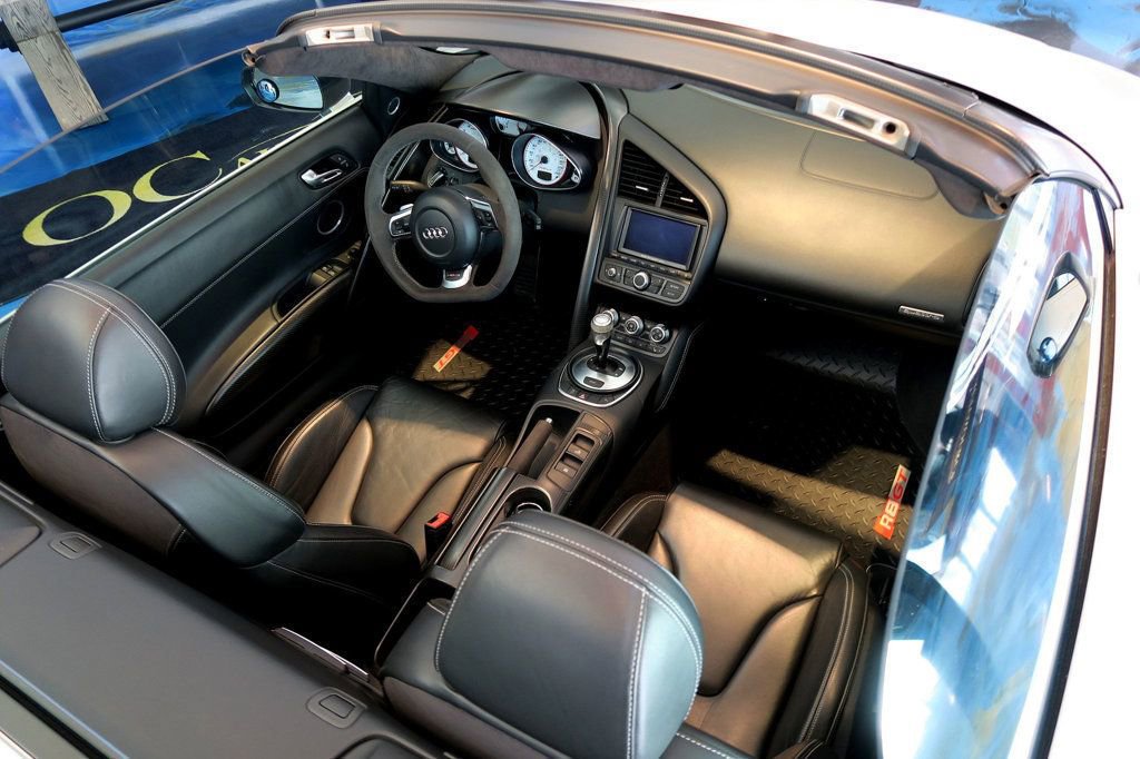 Used 2012 Audi R8 GT w/ Enhanced R8 GT Leather Pkg image 30